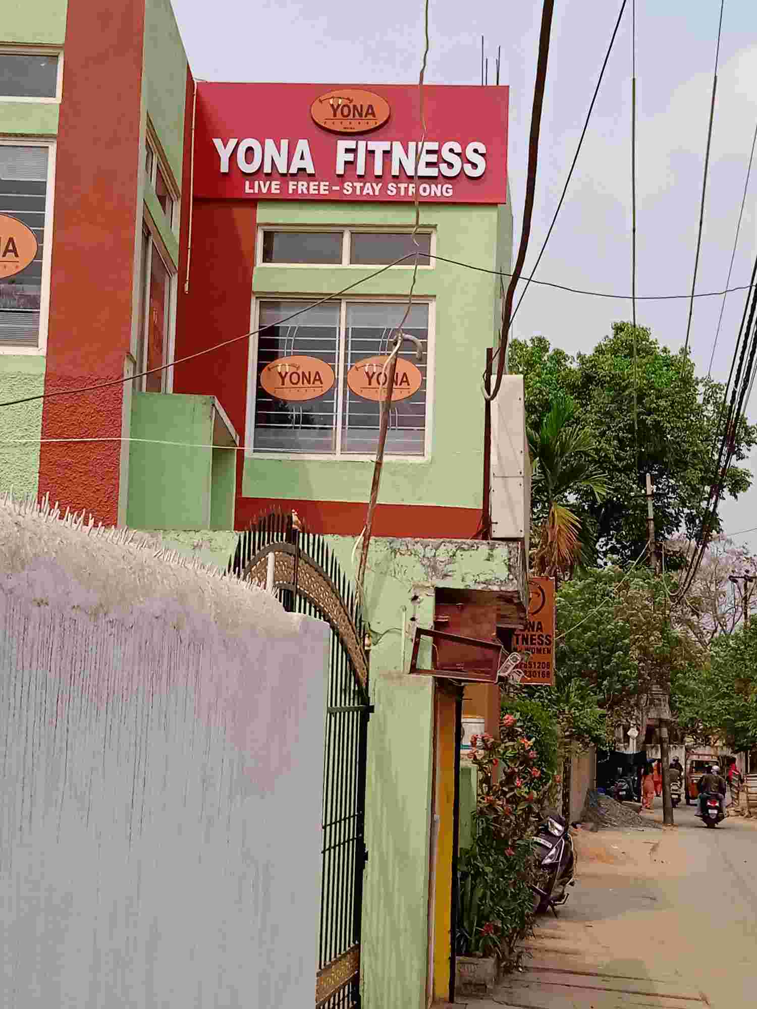 Yona Gym 12